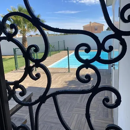 Sumatra Holiday home Chiclana de la Frontera